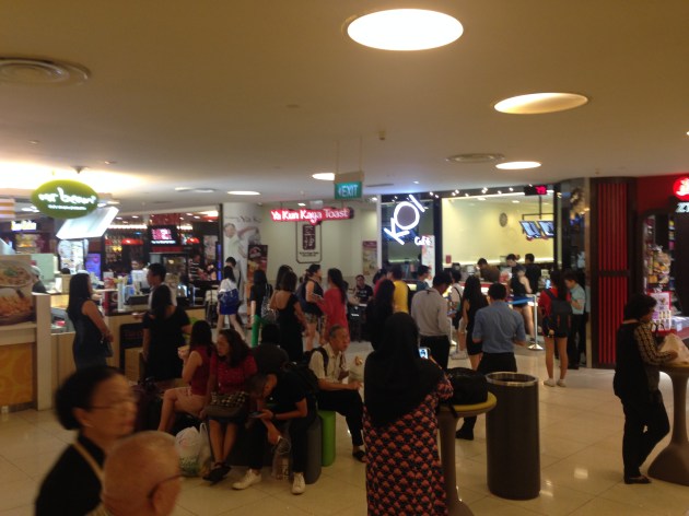 We ended up patronizing three shops on this level B1: The KOI bubble tea cafe pictured, a ThaiExpress for dinner, and a TasteBetter where we got durian puffs.